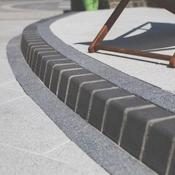 Large Kerb Kerbing