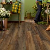 Whiteriver Robusto 12mm Laminate Flooring - Harbour Oak image