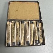 Anti-gas Ointment with content