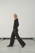 Part Two Ninnesas Trousers Mole image