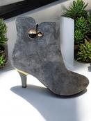 Donna Boot Grey image