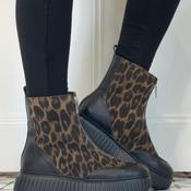 Wonders A-5202 XFly Leopard Print Centre Zip Ankle Boot image