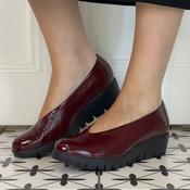 Wonders C-33100 Fly Wedge Wine Patent Leather image