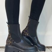 Wonders G-7032 Toronto 32 Black Leopard Ankle Boot image