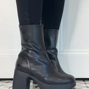 Wonders H-49101 Lady 101 Black Leather Ankle Boot image