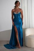 Pranvera Embellished Luxurious Gown | Peacock image