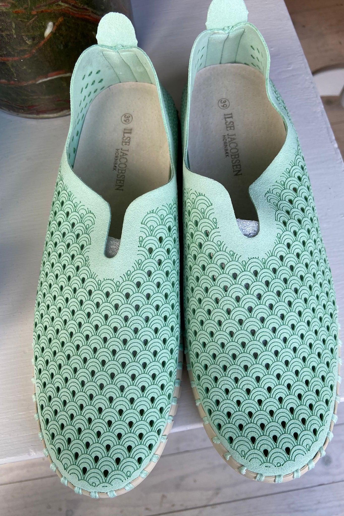 Jacobsen tulip 2025 shoes