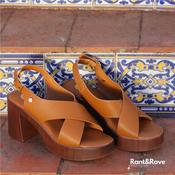 Lira Sandal in Tan