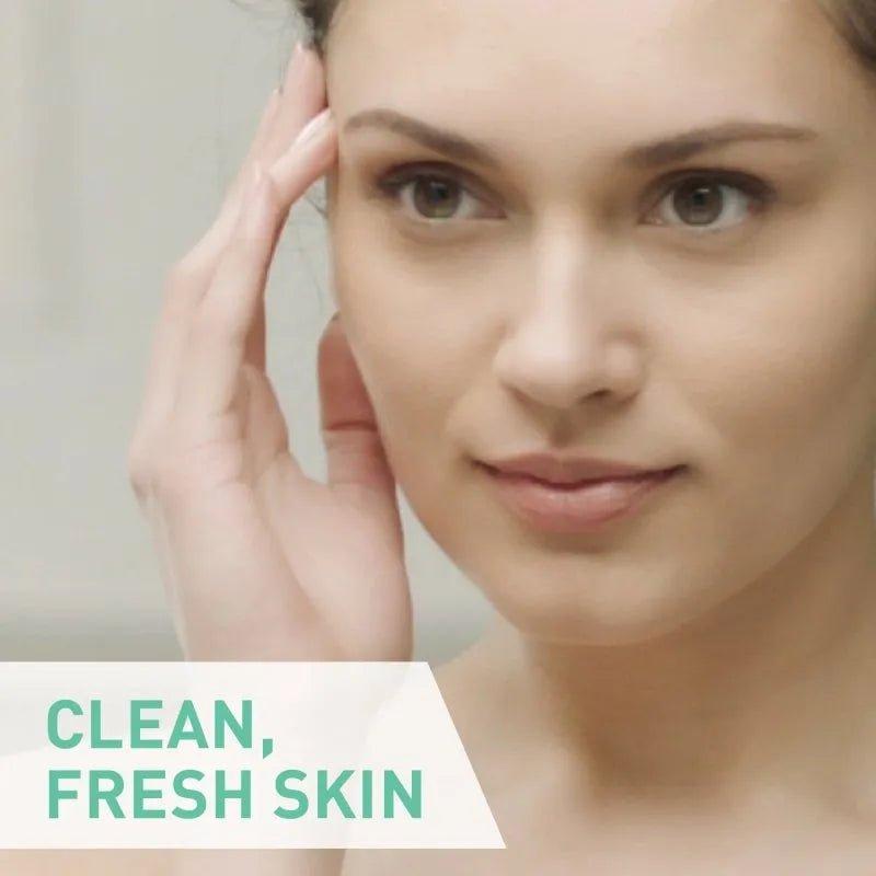 CeraVe Foaming Cleanser for Normal to Oily Skin, 236ml, Fragrance Free, With 3 essential ceramides, niacinamide, & hyaluronic acid