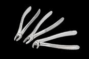 VI EXTRACTION FORCEPS SET OF 3 image