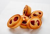 Vanilla and Raspberry Teacakes (Free from gluten ) image