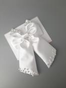 Pearl Bow