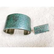 rustic love bracelet - green image
