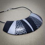 statement choker necklace - black/silver image