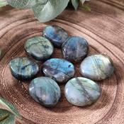 AA Grade Labradorite Pebble image
