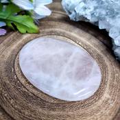 Large Palmstone - Rose Quartz