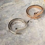 Jo's Sterling Silver Horseshoe Ring in Silver image