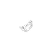 uno de 50 reward 12mm silver plated metals alloy ring with shape of shackle.