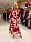 K Design Red &amp; Cream Leaf Print Dress