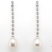 silver teardrop freshwater pearl and cz set bar drop stud�earrings 9mm image
