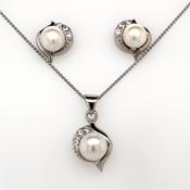 silver pearl and cz twist stud earring and pendant set�8mm image