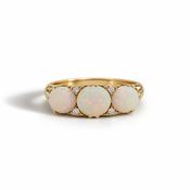 Antique 18ct Opal &amp; Diamond Ring image