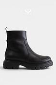Wonders Black Leather Ankle Boots A-4305