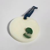 8 - Biarritz- Sea Salt, Jasmine &amp; Cedarwood - Closet Wax Bar