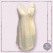 Vintage Crema Slip