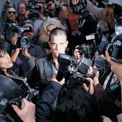 ROBBIE WILLIAMS - Life Thru A Lens (Remastered 2021 Reissue) - LP - 180g Vinyl image