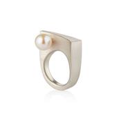 Balance Pearl Ring image