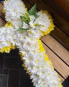 Massed Cross Tribute - White &amp; Yellow