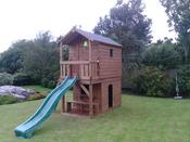 Deluxe Treehouse with Shop