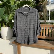 A Pretty Shirt Fits 12-18