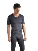 MEN'S Woolen-Silk T/Shirt style Vest image