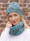 Super Soft Merino Wool Handmade Snood and Hat Set - Turquoise image