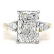 Crían - 18ct Yellow Gold Laboratory Grown 4.01ct Radient Cut Diamond Ring With Trillion Side Stones image