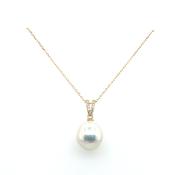 9ct Yellow Gold Pearl And Cz Pendant image