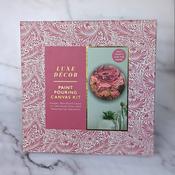 Luxe Decor Craft Kit: Paint Pouring Round Canvas