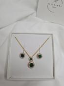 Noelle Gold and Emerald set image
