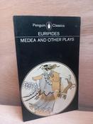 Euripides - Medea and Other Plays ( Medea, Heracles, Hecabe, Electra) ( Vintage Penguin Classics PB ) - Translated by Philip Vellacott