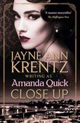 Amanda Quick / Close Up (Burning Cove #4)