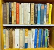 1 Meter of Antiquarian books with Dust Jackets Met 3 image