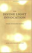 Sivananda Radha / The Divine Light Invocation (Large Paperback) image