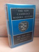 F.L Carsten (Editor)- The  Era of Violence 1898-1945 - HB - (The New Cambridge Modern History - Volume XII - 1960) image
