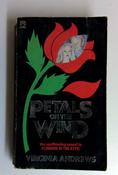Virginia Andrews / Petals on the Wind (Vintage Paperback) ( Dollanganger - Book 2) image