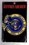 Jeffrey Archer / Shall We Tell the President? (Vintage Paperback) (3) image