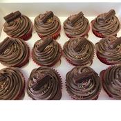 Box of cupcakes 12 image