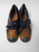 Blue &amp; Tan Lace Up Vintage 1970s Shoes 37/4 image