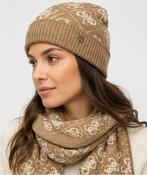 Guess Hat &amp; Scarf Gift Set in TAUPE. GFBOXWP6401 - LOU